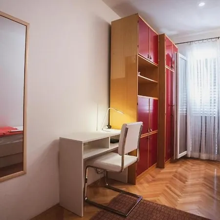 With Wifi Dugi Rat, Omis - 21251 Апартаменти Дугі-Рат